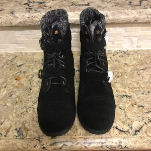 Cute Black Booties NWT!